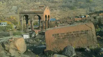  إِنَّا ِلِلَّٰهِ وَإِنَّا إِلَيْهِ رَاجِعُونَ