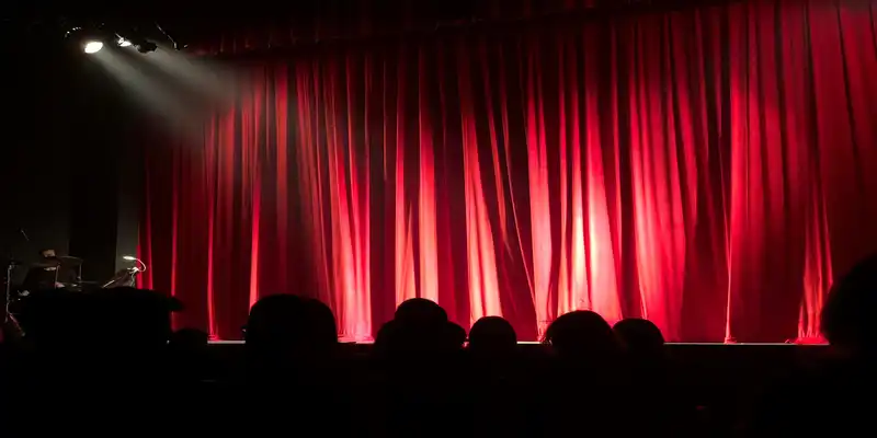 Celebrity Fan Culture – has Islamic education become entertainment?